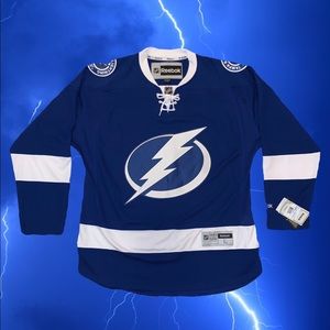 New With Tags Tampa Bay Lightning Hockey Jersey!
